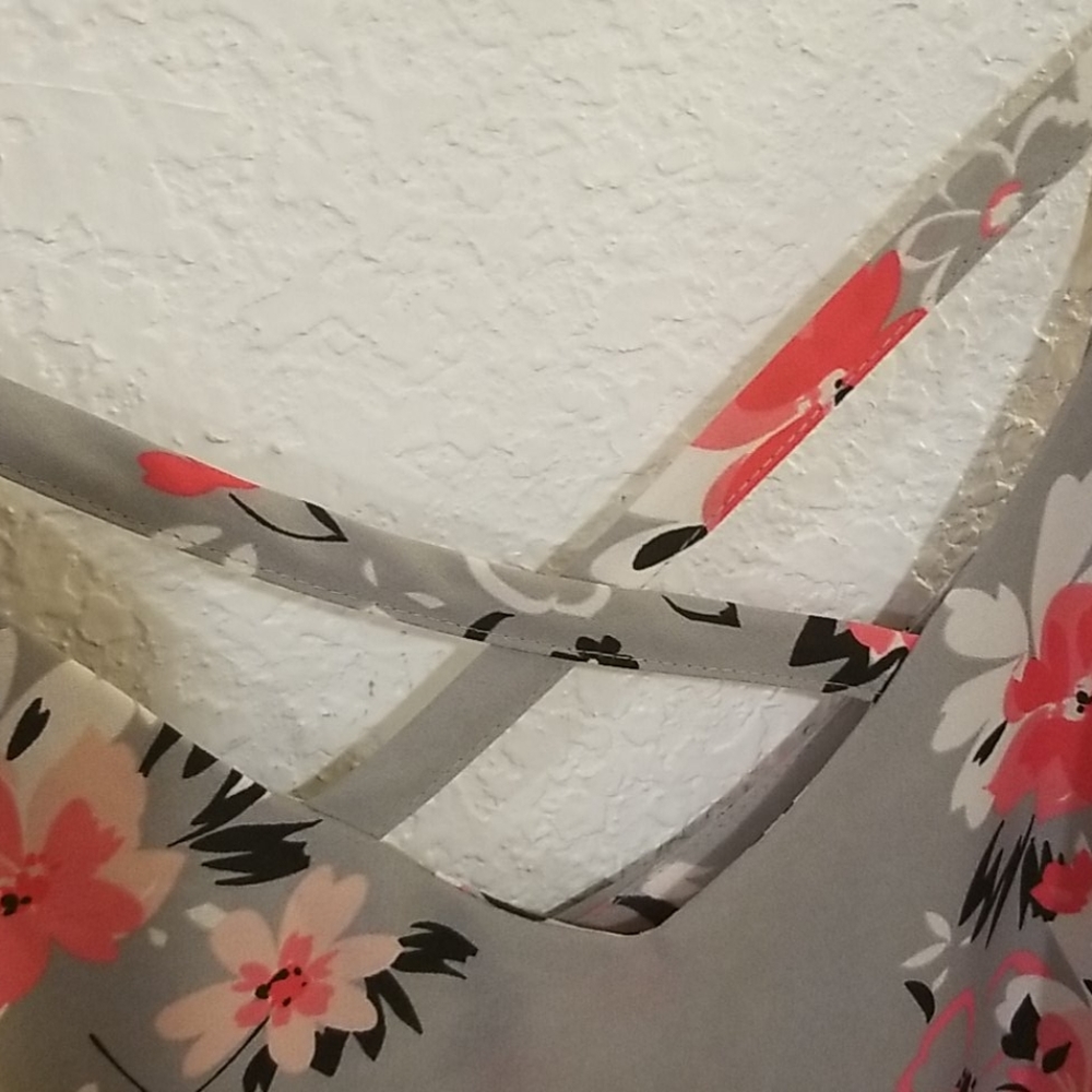 Torrid blouse - Picture 3 of 4